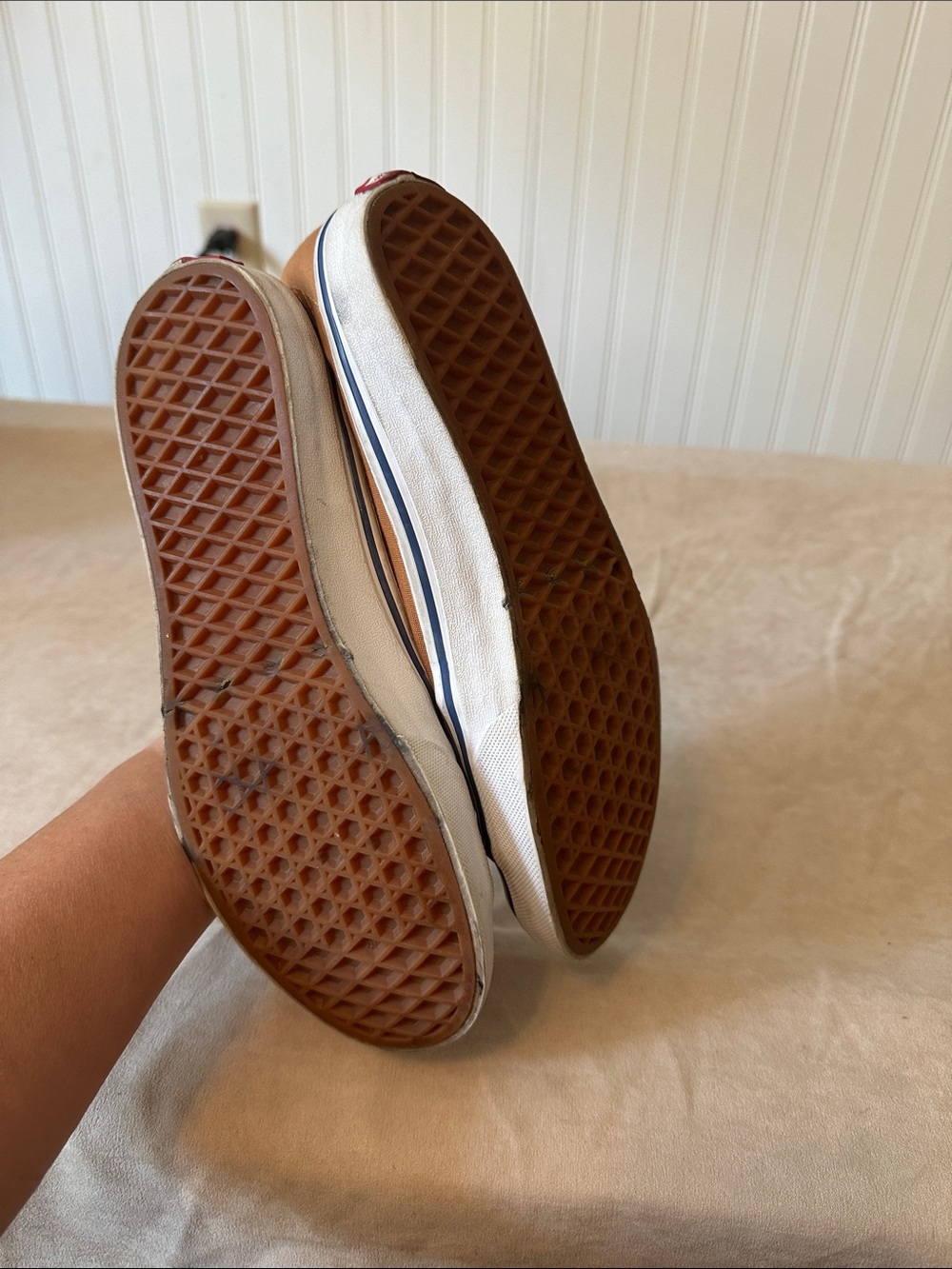Vans - Picture 6 of 7
